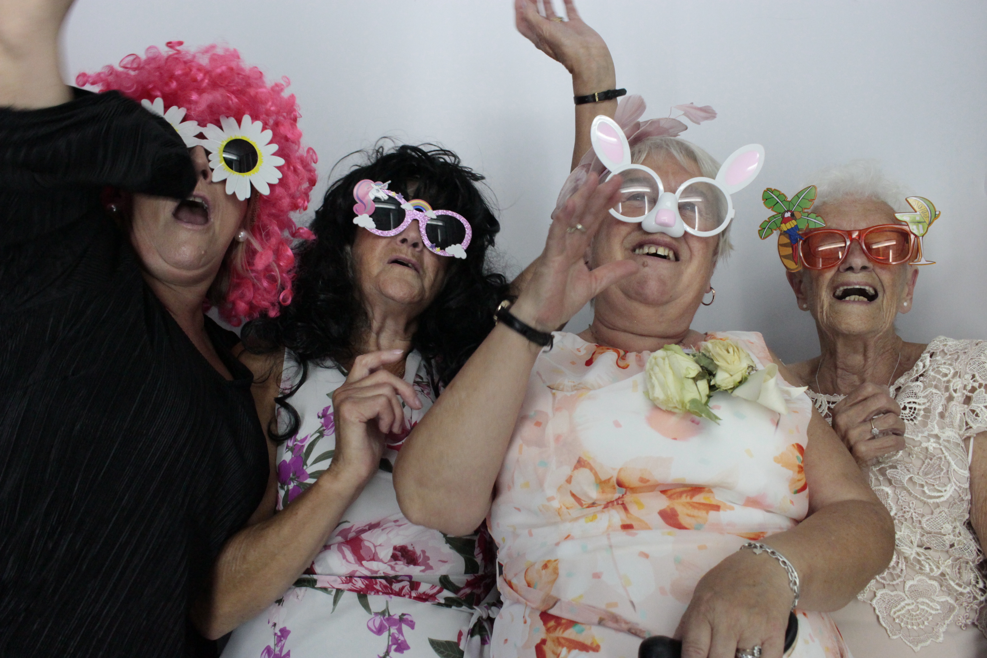 Richard & Karen's Wedding Reception | View more photos from the event at gallery.myphotoboothexperience.co.uk/u/MyPhotoBoothExperienceLtd/Richard-Karens-Wedding-Reception